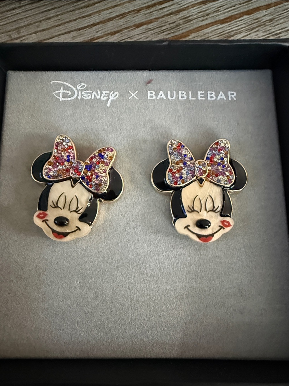 Baublebar Minnie Mouse Earrings new in box